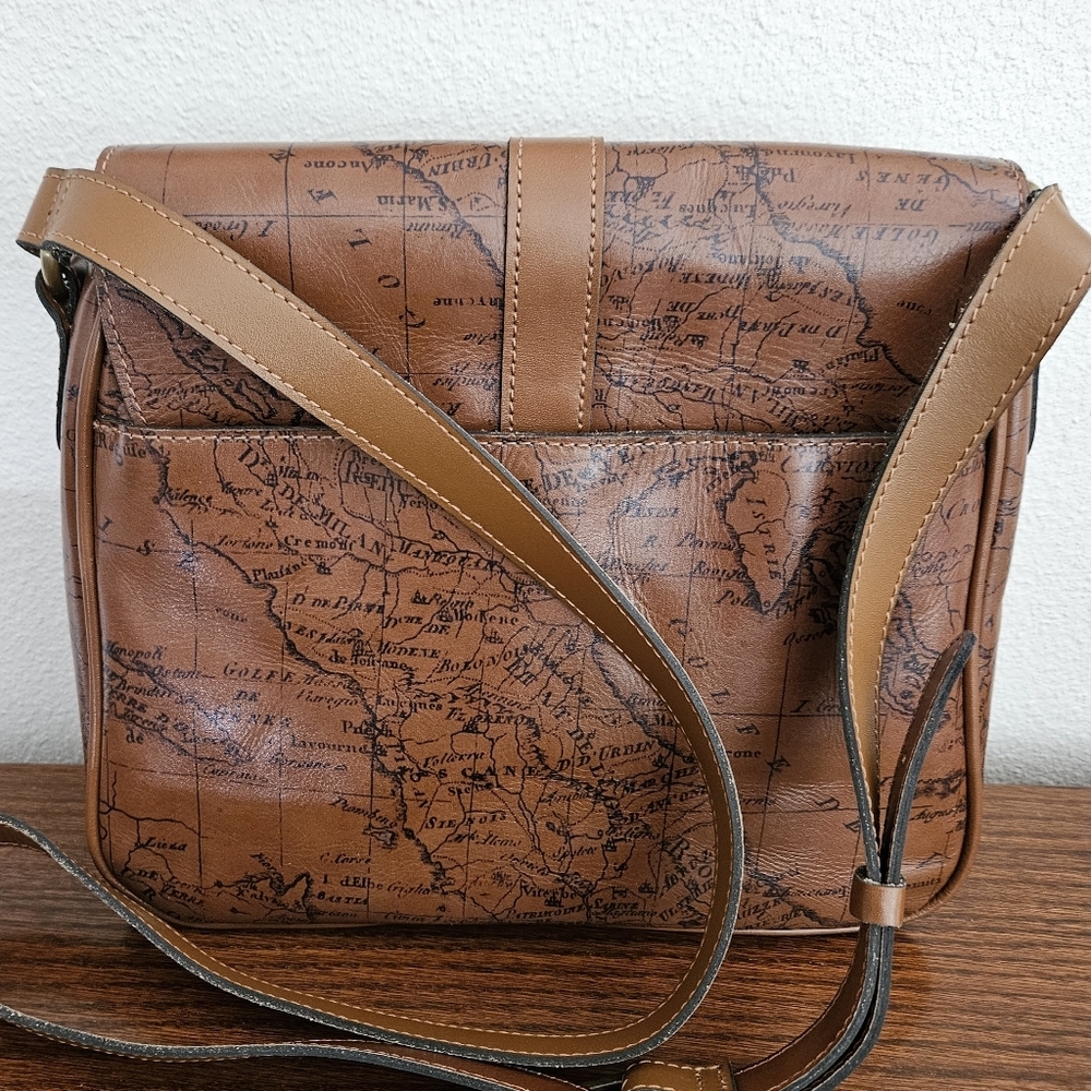 Patricia Nash Signature Map Leather Crossbody Rust NWT - Picture 2 of 9